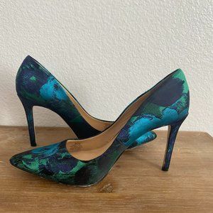 Peacock Savilla Pump in Teal